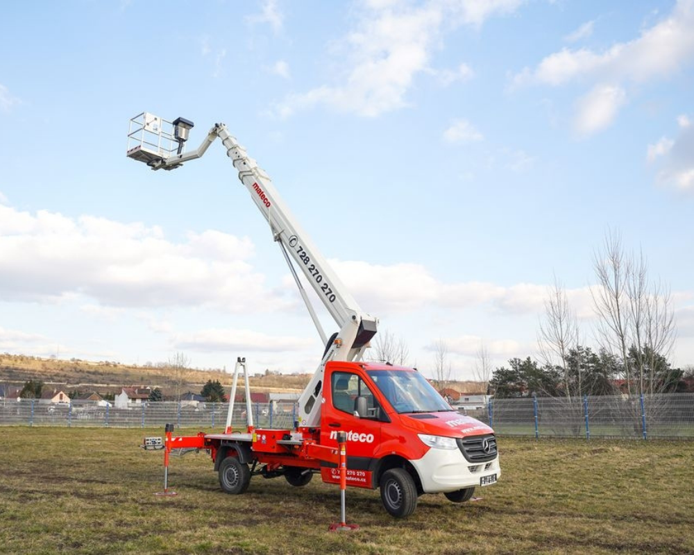 MB Groupe, 70 Metrelik Ruthmann Platformunu Teslim Aldı